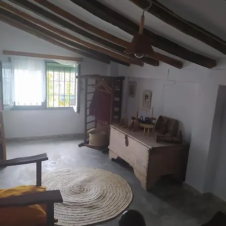 Holiday home Casa Lola Benaocaz
